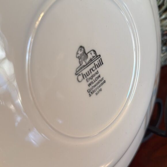 Churchill England Blue Willow Dishwasher & Microwave Safe - Vtg./Great Condition - Picture 6 of 9
